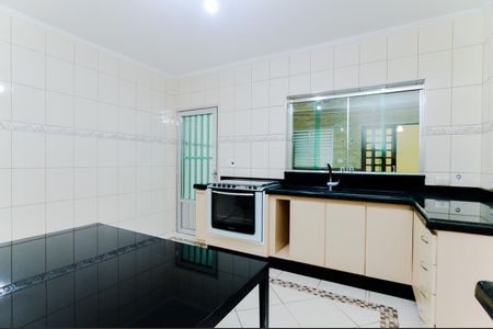 Casa à venda com 133m², 2 quartos e 2 vagasCozinha