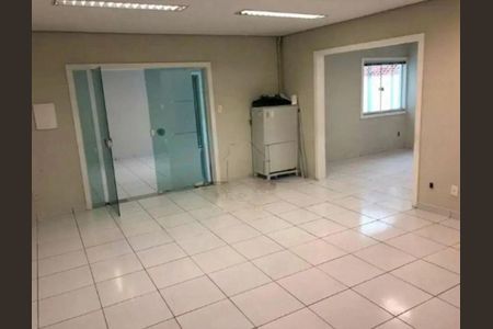 Casa para alugar com 4 quartos, 300m² em Vila Aurora (Zona Norte), São Paulo