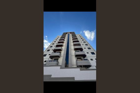 Apartamento à venda com 4 quartos, 209m² em Cambuí, Campinas