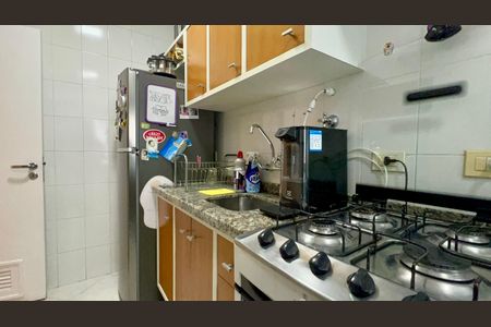 Apartamento à venda com 37m², 1 quarto e 1 vaga Apartamento à venda com 37m², 1 quarto e 1 vagaCozinha