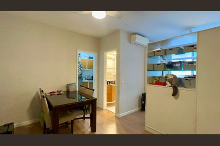 Apartamento à venda com 37m², 1 quarto e 1 vaga Apartamento à venda com 37m², 1 quarto e 1 vagaSala