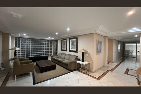 Apartamento à venda com 37m², 1 quarto e 1 vaga Apartamento à venda com 37m², 1 quarto e 1 vagaHall de entrada