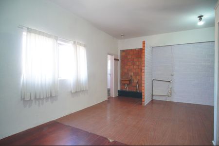 Apartamento para alugar com 70m², 1 quarto e sem vagasala