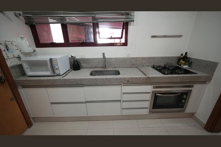 Apartamento à venda com 110m², 3 quartos e 2 vagasCozinha