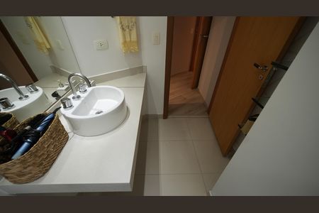 Apartamento à venda com 110m², 3 quartos e 2 vagasBanheiro Social
