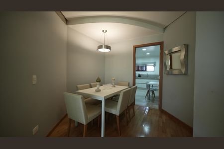 Apartamento à venda com 110m², 3 quartos e 2 vagasSala