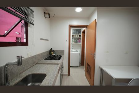 Apartamento à venda com 110m², 3 quartos e 2 vagasCozinha
