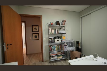 Apartamento à venda com 110m², 3 quartos e 2 vagasQuarto 2