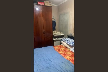 DORMITORIO de casa à venda com 2 quartos, 80m² em Santo Antônio, Osasco