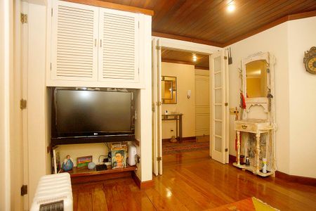Apartamento para alugar com 278m², 3 quartos e 3 vagasSala 3