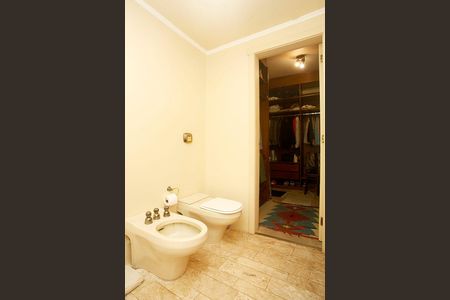 Apartamento para alugar com 278m², 3 quartos e 3 vagasBanheiro 1 Quarto 1 Suíte