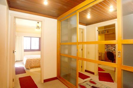Apartamento para alugar com 278m², 3 quartos e 3 vagasQuartos 2 e 3 Suíte Americana - Detalhe Closet