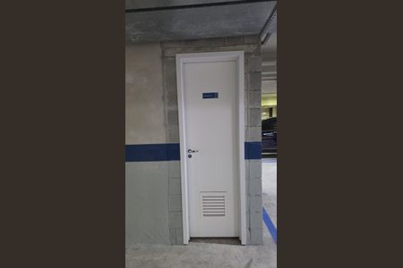 Apartamento à venda com 68m², 2 quartos e 2 vagas Apartamento à venda com 68m², 2 quartos e 2 vagasDepósito