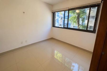 Sala de apartamento para alugar com 1 quarto, 38m² em Centro Histórico, Porto Alegre