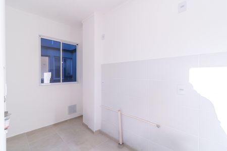 Cozinha de apartamento para alugar com 2 quartos, 56m² em Guarujá, Porto Alegre
