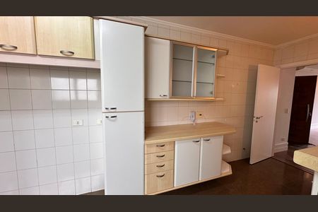 Apartamento para alugar com 138m², 3 quartos e 2 vagas