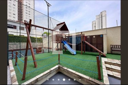 Apartamento para alugar com 138m², 3 quartos e 2 vagas
