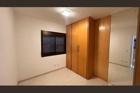 Apartamento para alugar com 138m², 3 quartos e 2 vagas