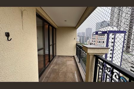 Apartamento para alugar com 138m², 3 quartos e 2 vagas