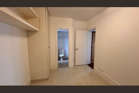 Apartamento para alugar com 138m², 3 quartos e 2 vagas