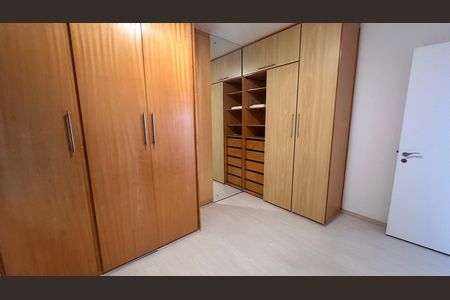 Apartamento para alugar com 138m², 3 quartos e 2 vagas