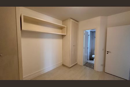 Apartamento para alugar com 138m², 3 quartos e 2 vagas