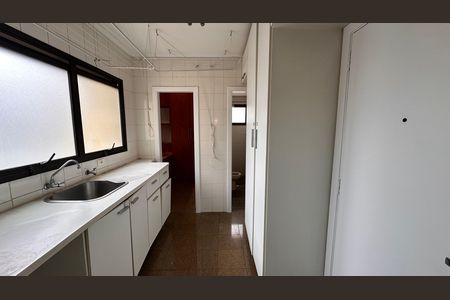 Apartamento para alugar com 138m², 3 quartos e 2 vagas