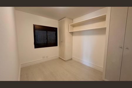 Apartamento para alugar com 138m², 3 quartos e 2 vagas