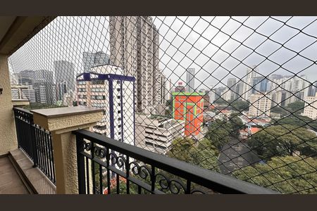 Apartamento para alugar com 138m², 3 quartos e 2 vagas