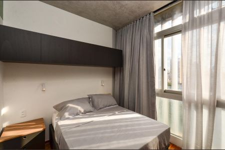 Quarto de apartamento para alugar com 1 quarto, 30m² em Santo Agostinho, Belo Horizonte