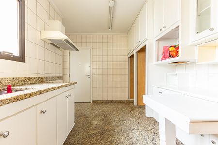 Apartamento à venda com 151m², 3 quartos e 2 vagas Apartamento à venda com 151m², 3 quartos e 2 vagasCozinha