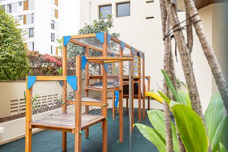 Apartamento à venda com 151m², 3 quartos e 2 vagas Apartamento à venda com 151m², 3 quartos e 2 vagasÁrea comum - Playground