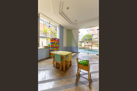 Apartamento à venda com 151m², 3 quartos e 2 vagas Apartamento à venda com 151m², 3 quartos e 2 vagasÁrea comum - Brinquedoteca