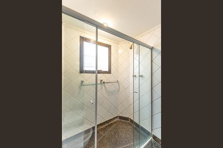 Apartamento à venda com 151m², 3 quartos e 2 vagas Apartamento à venda com 151m², 3 quartos e 2 vagasBanheiro da Suíte