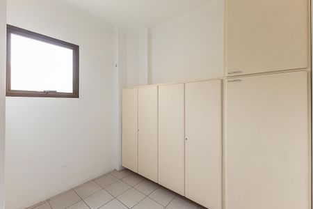 Apartamento à venda com 151m², 3 quartos e 2 vagas Apartamento à venda com 151m², 3 quartos e 2 vagasÁrea de Serviço