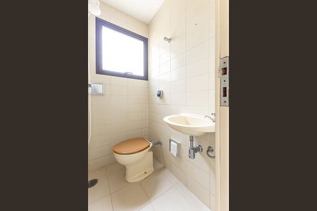 Apartamento à venda com 151m², 3 quartos e 2 vagas Apartamento à venda com 151m², 3 quartos e 2 vagasÁrea de Serviço