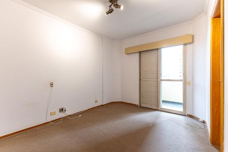 Apartamento à venda com 151m², 3 quartos e 2 vagas Apartamento à venda com 151m², 3 quartos e 2 vagasSuíte