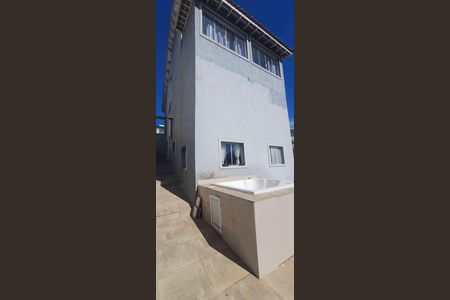Casa de condomínio para alugar com 280m², 3 quartos e 4 vagas Casa de condomínio para alugar com 280m², 3 quartos e 4 vagasJacuzzi
