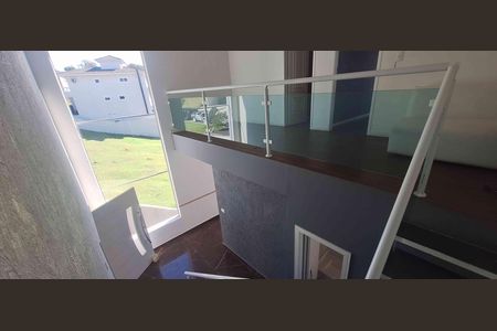 Casa de condomínio para alugar com 280m², 3 quartos e 4 vagas Casa de condomínio para alugar com 280m², 3 quartos e 4 vagasPiso superior