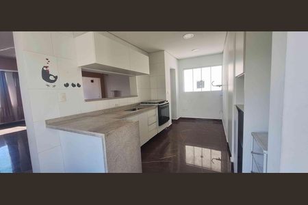 Cozinha de casa de condomínio à venda com 3 quartos, 280m² em Quintas do Ingaí, Barueri