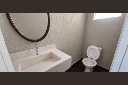 Casa de condomínio para alugar com 280m², 3 quartos e 4 vagas Casa de condomínio para alugar com 280m², 3 quartos e 4 vagasLavabo