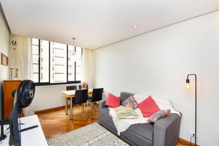 Apartamento para alugar com 45m², 1 quarto e 1 vaga Apartamento para alugar com 45m², 1 quarto e 1 vagaSala de estar