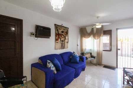 Sala de casa para alugar com 3 quartos, 130m² em Rio Branco, Canoas
