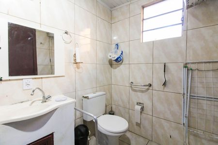Casa para alugar com 130m², 3 quartos e 2 vagasBanheiro 2