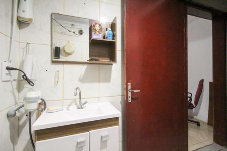Casa para alugar com 130m², 3 quartos e 2 vagasBanheiro 1
