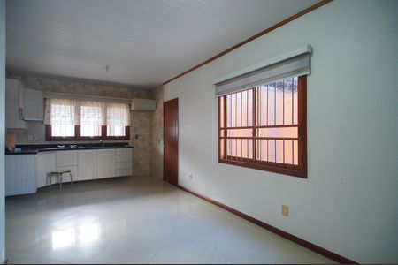 Casa para alugar com 150m², 2 quartos e 2 vagasSala/Cozinha