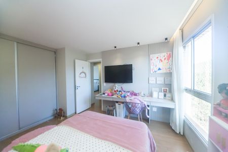 Apartamento à venda com 218m², 3 quartos e 3 vagasquarto 2