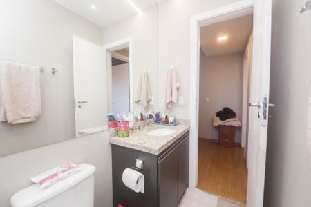 Apartamento à venda com 218m², 3 quartos e 3 vagasBanheiro Social