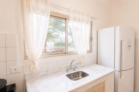 Casa para alugar com 256m², 3 quartos e 2 vagasCozinha