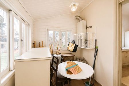 Casa para alugar com 256m², 3 quartos e 2 vagasCozinha